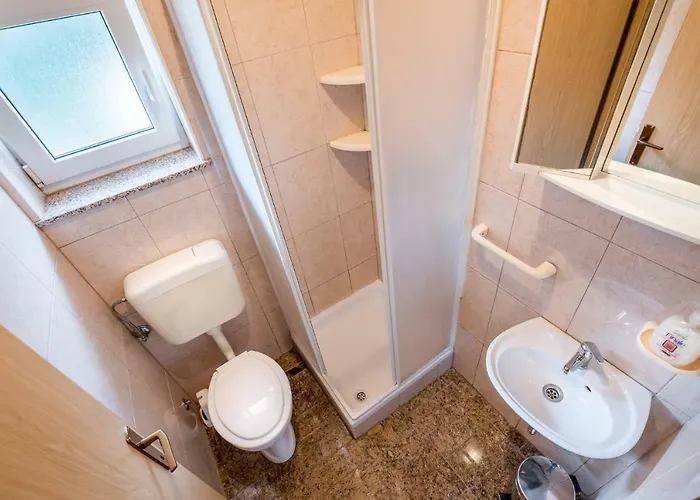 米兰公寓 公寓 *