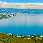 Panorama Opatija מטולי